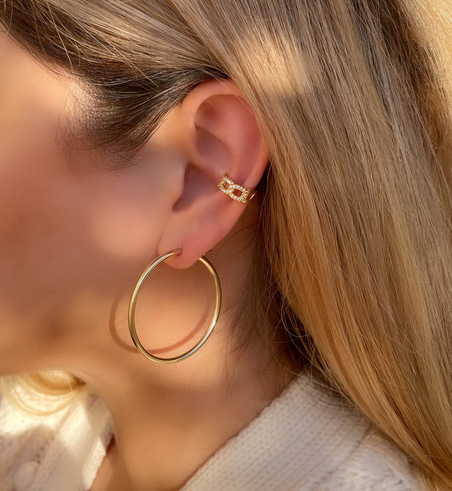 Model Wearing Chain CZ Pave Ear Cuff with Gold Basic Hoop Earrings 42mm