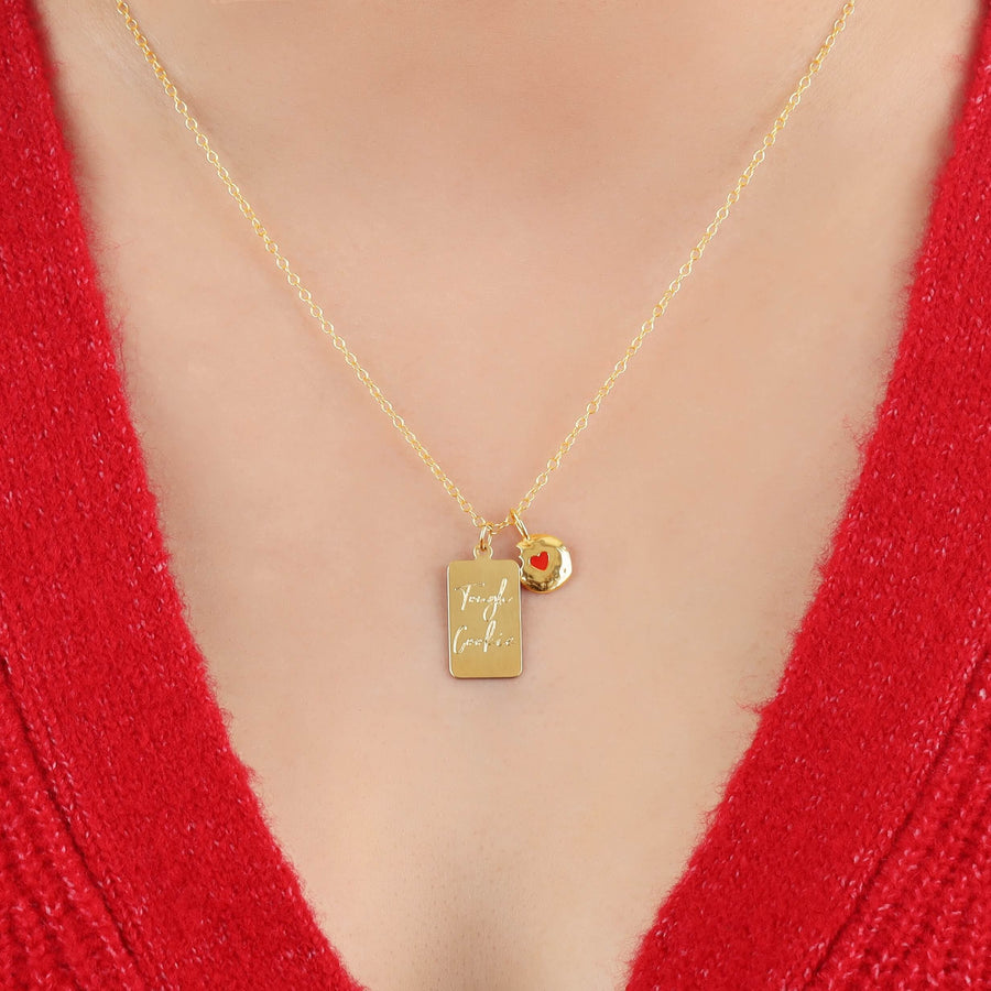 Model_wearing_Tough_Cookie_Necklace_Ale_Weston_x_Milk_Jar_Cookies_Gold_Necklace_with_white_chocolate_raspberry_cookie_charm